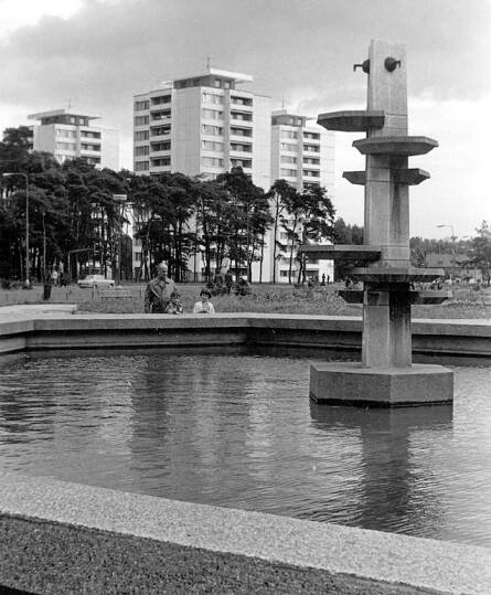 Neratovice, střed sídlištní části města; foto Karel Kuča 1978.