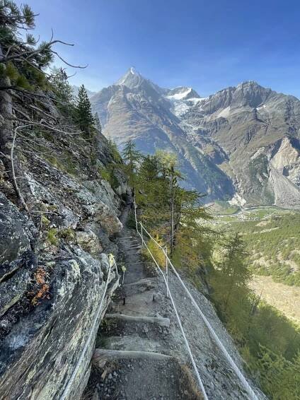 Z Chamonix do Zermattu: den 8 – Sankt Niklaus – Täschhütte – anyberry.net