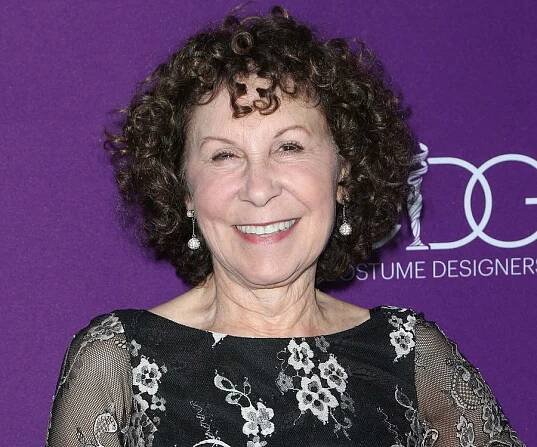 Rhea Perlman Biography - Facts, Childhood, Family Life & Achievements