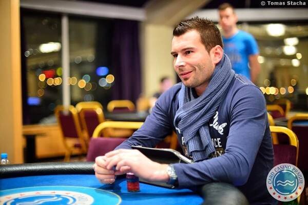 Úvodní High Roller České Pokerové Tour 2016 patřil Petru Targovi - POKERživě