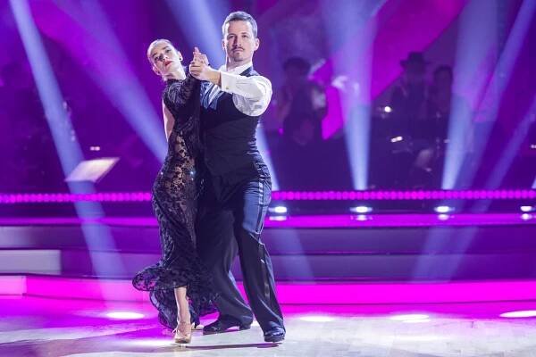 Marika Šoposká a Robin Ondráček — StarDance — Česká televize