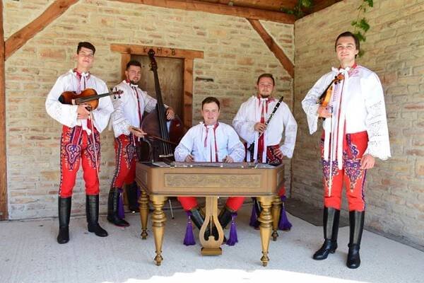 Cimbálová Muzika Dur - Penzion Šardice
