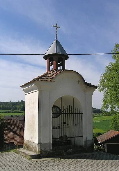 Soubor:Řehenice, chapel.jpg – Wikipedie