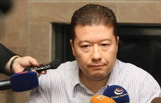 Tomio Okamura na začátku kariéry podnikal s lidmi napojenými na mafii