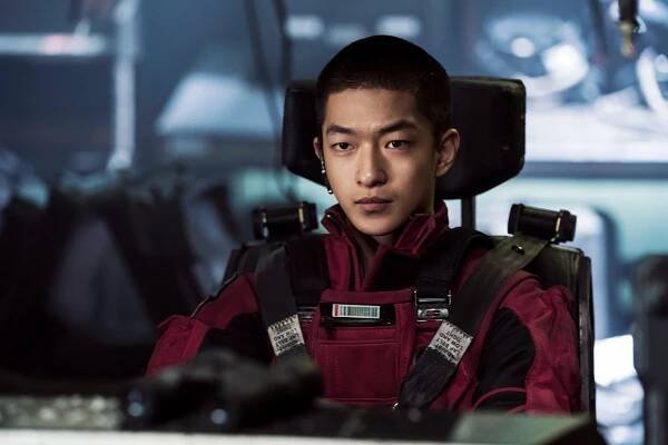 The Wandering Earth (2019) - Recenze, Galerie, Videa a Články
