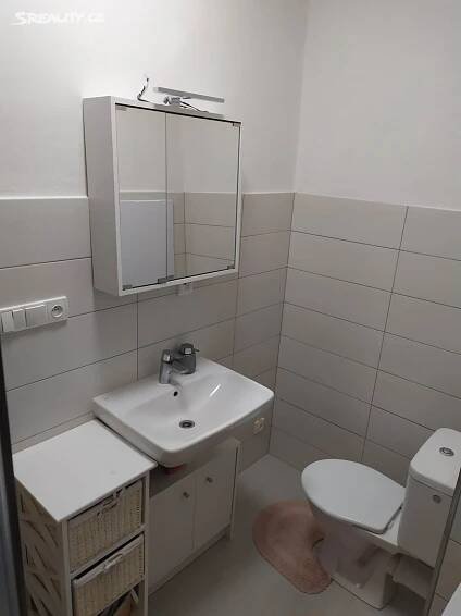 Pronájem Byt 2+1, Kozinova, Velká Bystřice