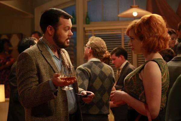 Šílenci z Manhattanu - Let č. 1 - Z filmu - Michael Gladis, Christina Hendricks