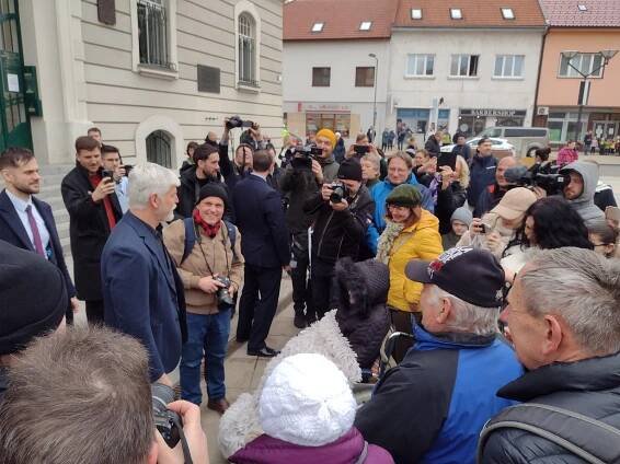 Prezident Petr Pavel byl v Hodoníně, vítali ho místní. Čekala ho návštěva muzea