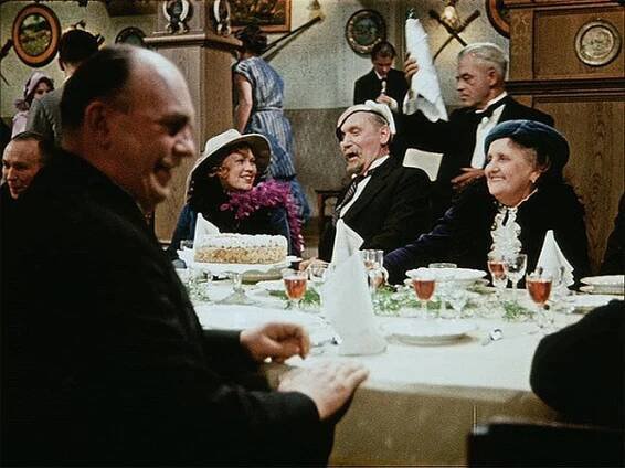 Bedřich Veverka, Gabriela Bártlová-Buddeusová, František Kreuzmann st., Marta Májová - Měsíc nad řekou - Z filmu