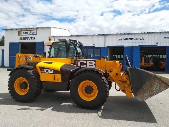 Teleskopický manipulátor JCB 550-80 Agri Plus