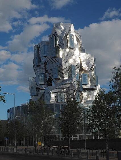 File:FR22-135 Tour-Luma Arles-Frank-Gehry Arles.jpg