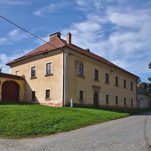 Soubor:Fara, Svitávka, okres Blansko.jpg – Wikipedie