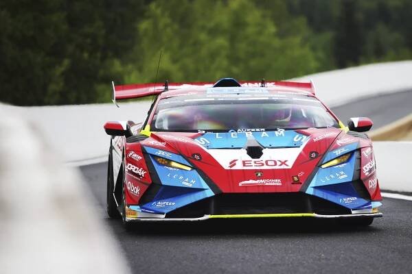 MOTORMIX - Mise Misano: Mičánek Motorsport bude hájit vedení v šampionátu GT2 se zátěží za triumf ve Spa 