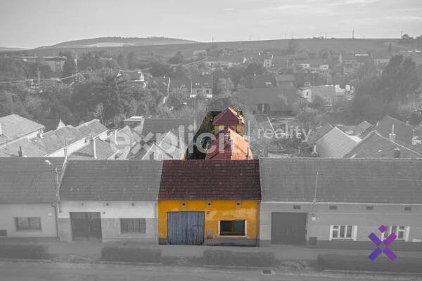 Hlavní, Hluk, okres Uherské Hradiště