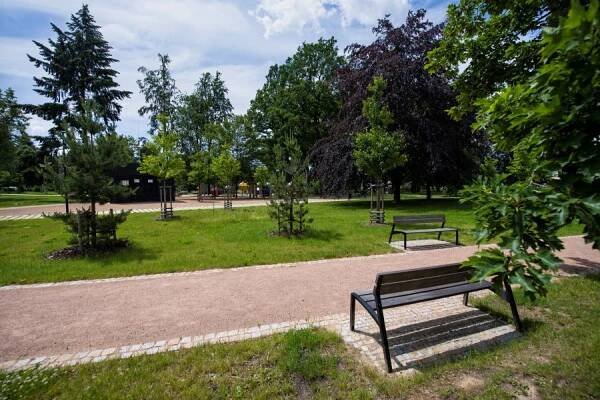 Obnovený park v Humpolci vítá rodiny a kulturu