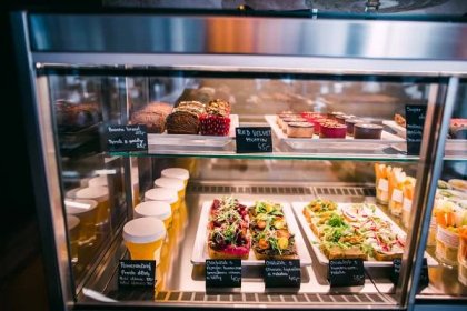 První veganskou kantýnu v Evropě otevřela společnost Perfect Canteen v Komerční bance