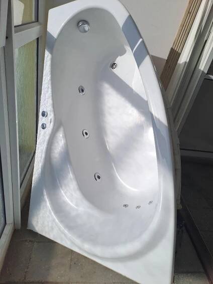 Hydromasážní vana - Dům a zahrada