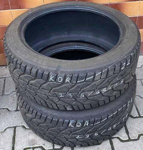 Kormoran Snow 235/45 R18 98V XL - Pneucentrum Bílina