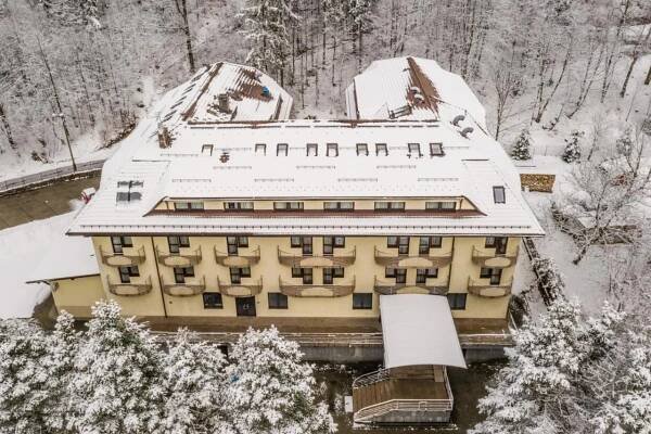 Vestina Hotel