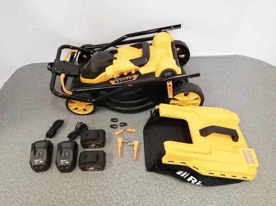 Sekačka AKU rotační Riwall Pro RALM 3820 set, 2x Li-ion 20V 4Ah - Sekačka AKU rotační Riwall Pro RALM 3820 set, 2x Li-ion 20V 4Ah