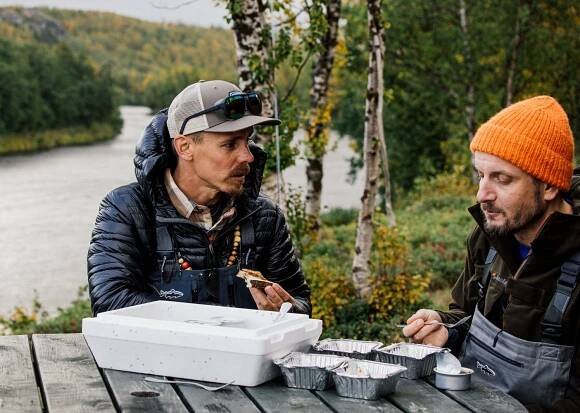 Jasper Pääkkönen, Hans Välimäki - Hansin matkassa - Z filmu
