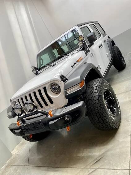 Na prodej. 6x Jeep Wrangler Rubicon (392 HEMI) by Jeepers Edition Dubai. Toyota Land Cruiser 5,7l V8. • Daddy's Garage