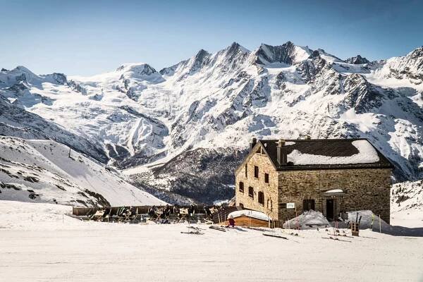 Sněhové zpravodajství Saas Fee