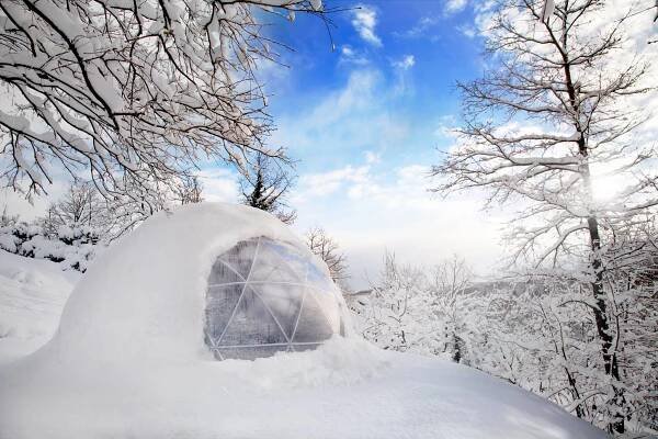 Garten Iglu im Winter - selbst eine Heizung wäre möglich!