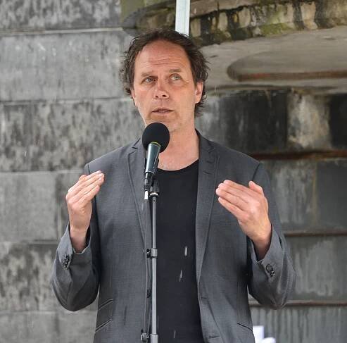Pär Holmgren