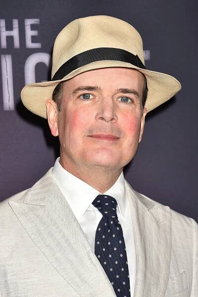 Headshot OF Jefferson Mays