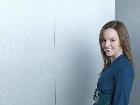 Kay Panabaker - Taková nenormální rodinka - Promo