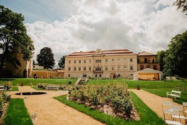 Zámek Bystřice nad Úhlavou - Svatební místa - Svatební kompas