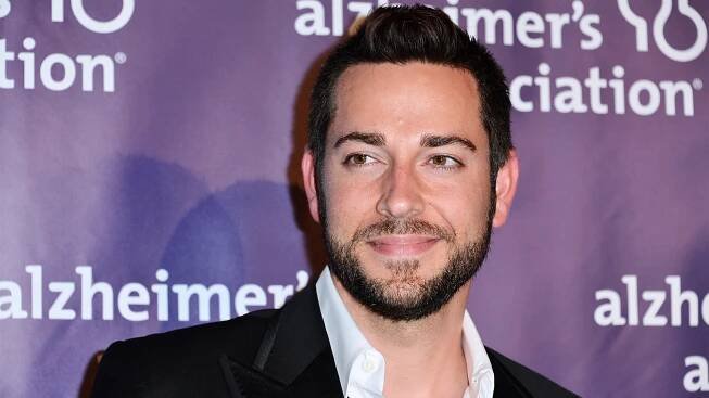 Zachary Levi Has His 'First Date' on Broadway