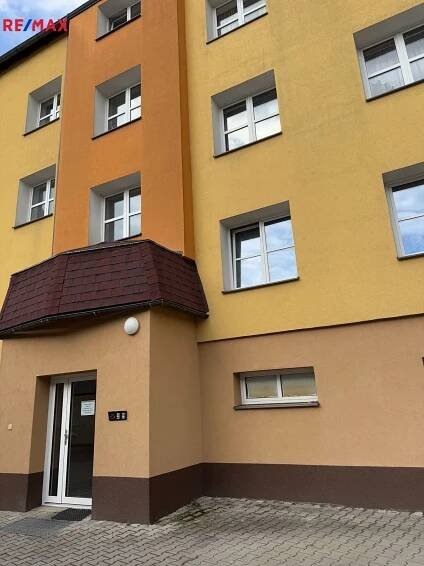 Byt s parkovacím stáním na skvělém místě v Chebu | RE/MAX Atrium