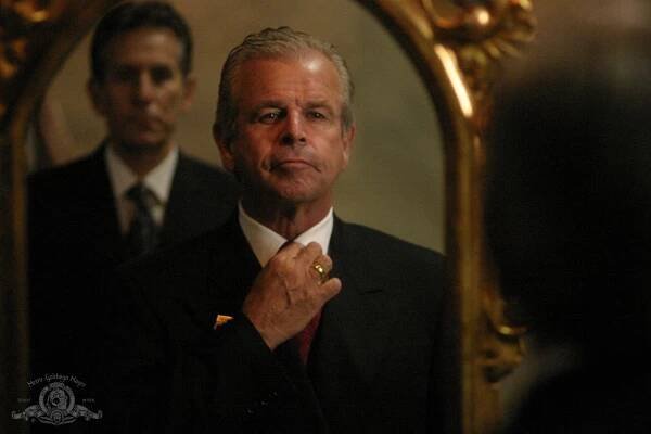 Hvězdná brána - Inaugurace - Z filmu - William Devane