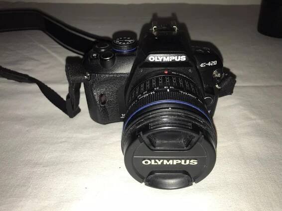 OLYMPUS E-420 - Foto
