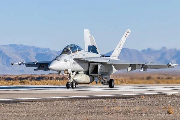 Boeing F/A-18F Super Hornet - US Navy - VFA-41 "Black Aces"