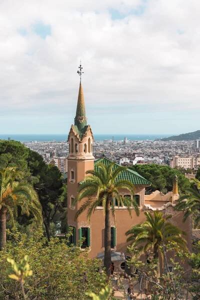 Top 17 Things to Do in...Barcelona 27