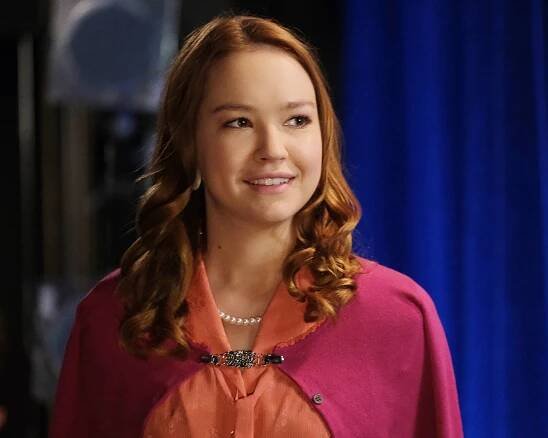 Goldbergovi - Who's Afraid of Brea Bee? - Z filmu - Sadie Stanley