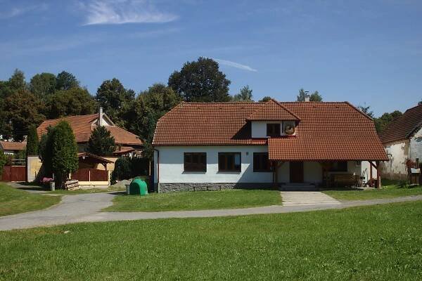 Soubor:Bedřichov, hospoda.jpg – Wikipedie