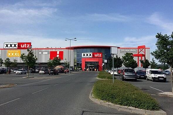 XXX Lutz nábytek Plzeň OC Olympia | Viame.cz