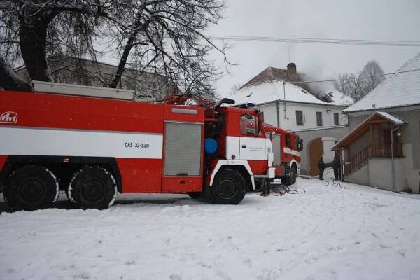 Hasiči museli do Starých Prachatic