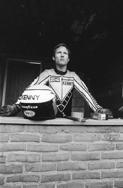 Honda’s STRANGE Return to Motorcycle Racing — Barchetta