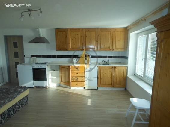 Pronájem bytu 1+kk 39 m², Turnov - Malý Rohozec, okres Semily