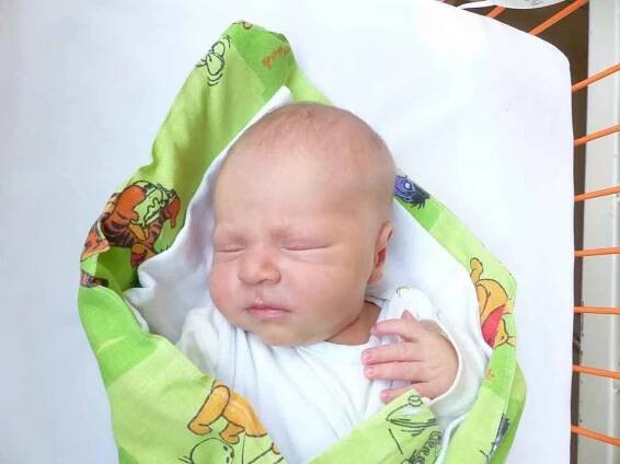 Tomáš Matuška, Bystřice nad Pernštejnem, 2.1. 2015, 3810 g, 52 cm