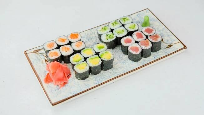 Running sushi Ginza | Wolt | Doručení | Jesenice-Průhonice