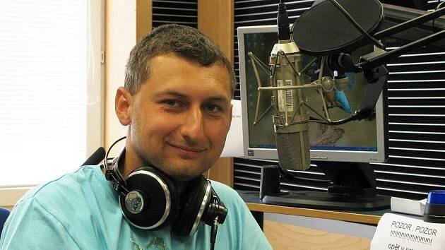 Musíte zaujmout a taky lidem něco předat, říká moderátor Beneš