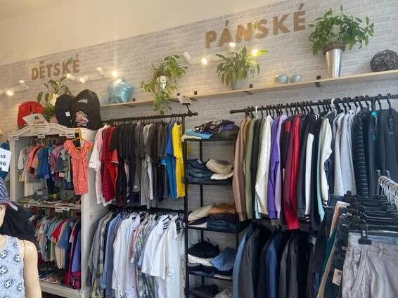 ReWear - Secondhand foto 4