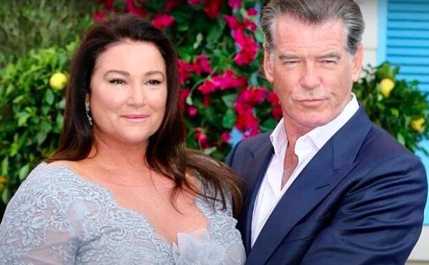 Krásné vyznání lásky: Pierce Brosnan přáním manželce k 59. narozeninám všechny dojal - Zivot