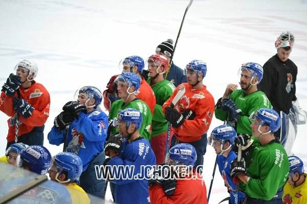 A-mužstvo HC Tábor poprvé na ledě | Jihočeský hokej
